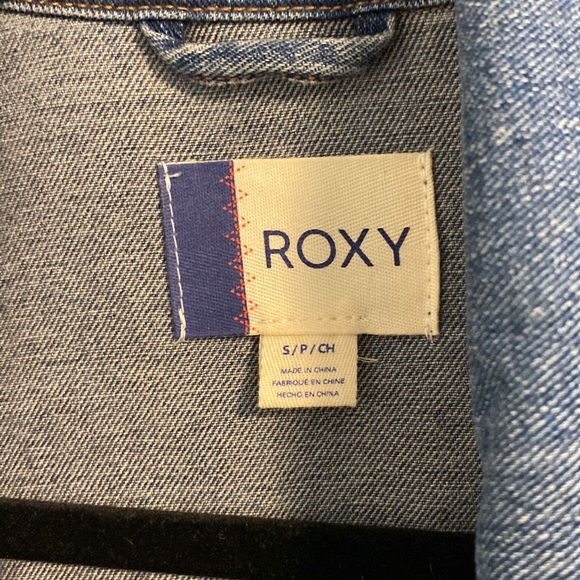 Roxy Denim jean jacket NWOT sz s - Picture 4 of 8